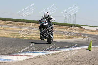 media/Aug-04-2024-TrackDaz (Sun) [[e1ff0814b6]]/Group A/12pm (Wheelie Bump)/
